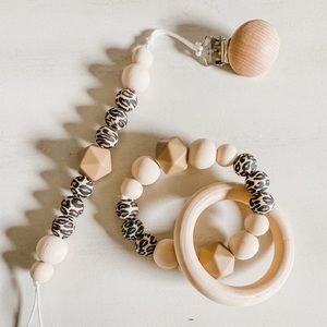 Teether and pacifier clip set